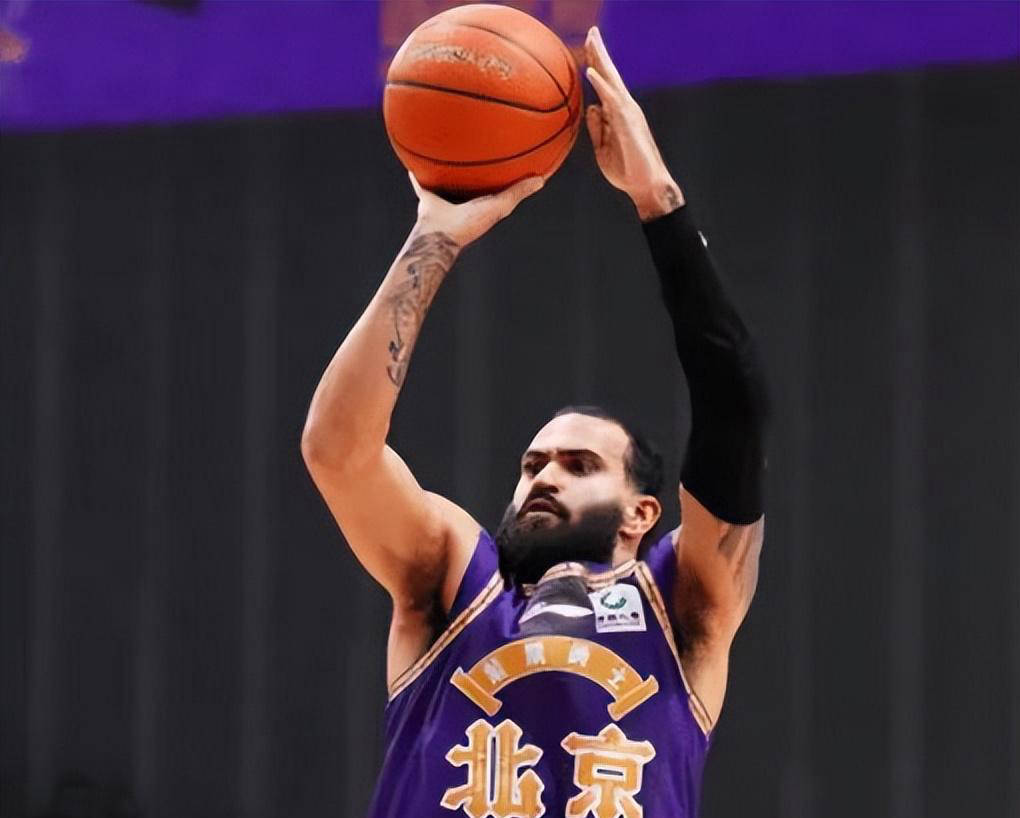 波鸿遭遇坎斯施耐尔削弱，成绩下滑的简单介绍