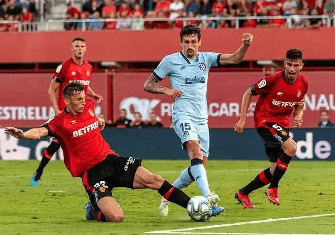 斯托克城客场险胜,球队迎来好转的简单介绍 斯托克城客场险胜,球队迎来好转的简单介绍