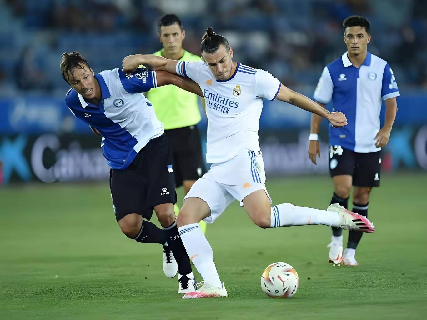 关于高排位争夺战:皇家马德里与阿拉维斯对决的信息 关于高排位争夺战:皇家马德里与阿拉维斯对决的信息